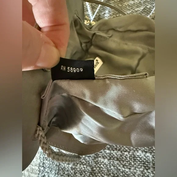 Vtg Preston & York Silver Sequined Small Evening Hand Bag Y2K - Picture 7 of 10